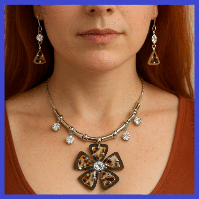 Swarovski Crystals/Tiger Shell Necklace+Earrings Set