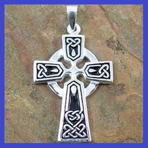 Sterling Silver Pendant – 21×33 Celtic Cross With Enamel